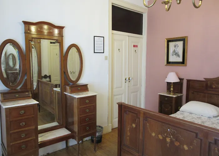 Family Macedo B&B Лиссабон