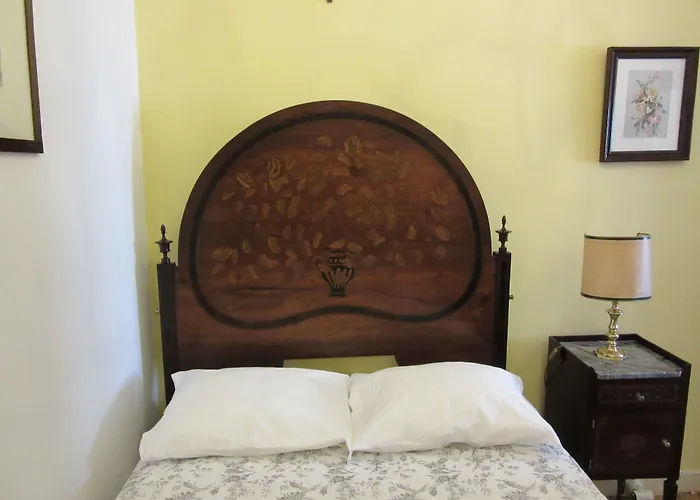 Family Macedo B&B Отель 2*